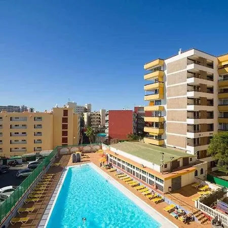 Marlenghi 412 * San Bartolomé